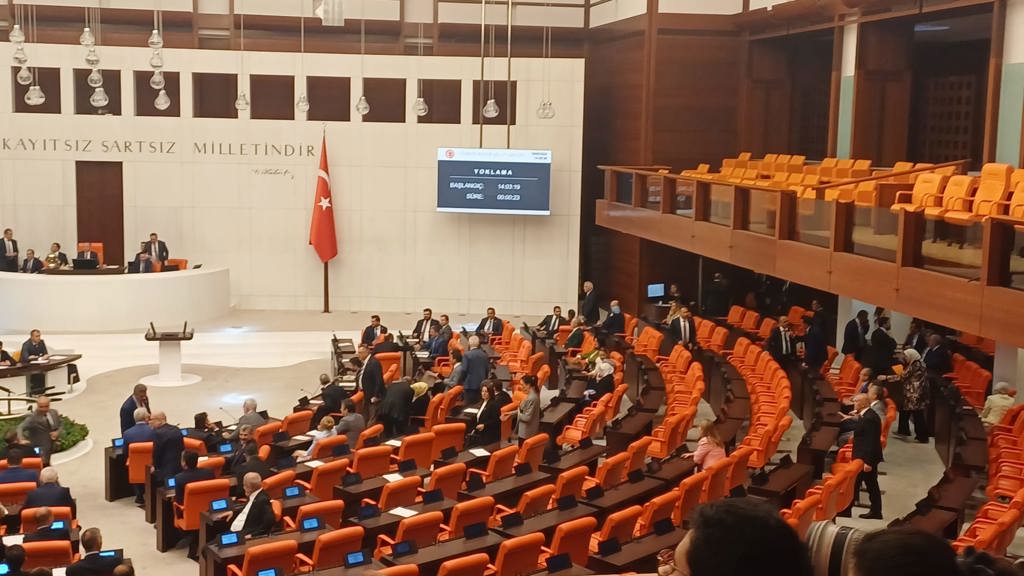 TBMM Genel Kurulu'nda okunan Atalay kararı tutanaklara geçmedi